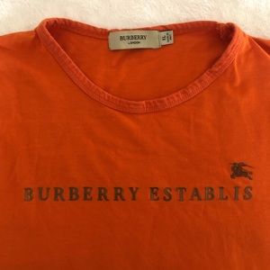 Burberry orange T-shirt in size men’s XL
